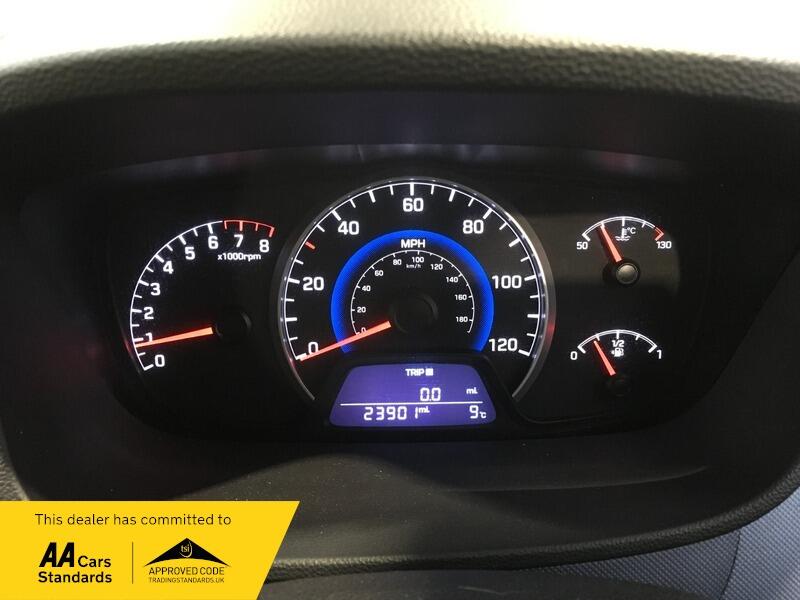 Used Hyundai i10 2014 for sale - 77646845: Photo 13