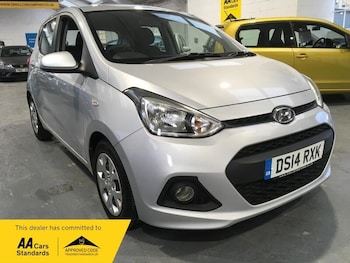 Used Hyundai i10 2014 for sale - 77646845: Photo