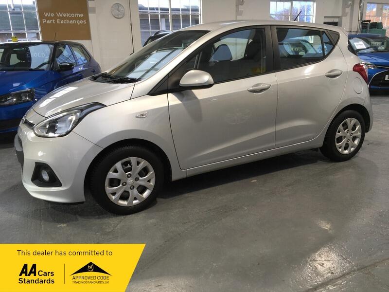 Used Hyundai i10 2014 for sale - 77646845: Photo 4