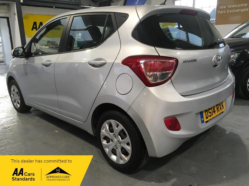 Used Hyundai i10 2014 for sale - 77646845: Photo 5