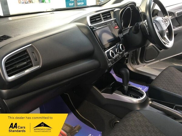 Used Honda Jazz 2016 for sale - 76214814: Photo 12