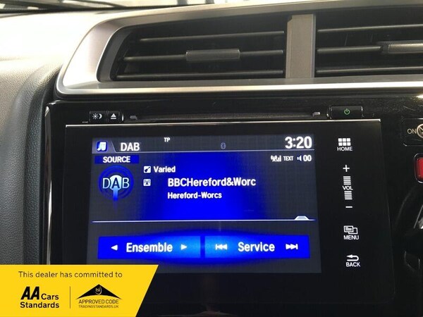 Used Honda Jazz 2016 for sale - 76214814: Photo 15