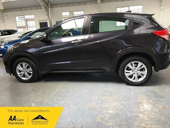 Used Honda HR-V 2016 for sale - 79034188: Photo