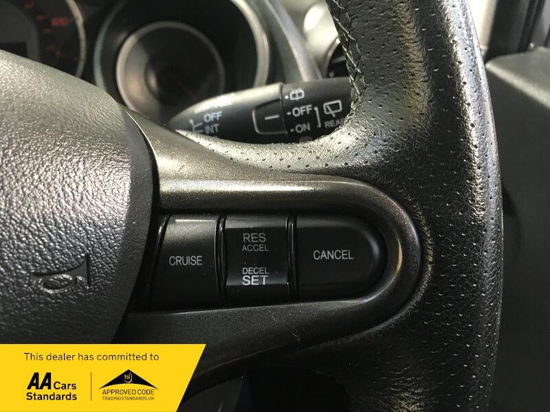 Used Honda Jazz 2014 for sale - 76976031: Photo 18