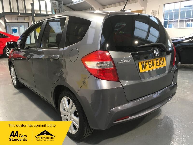Used Honda Jazz 2014 for sale - 76976031: Photo 5