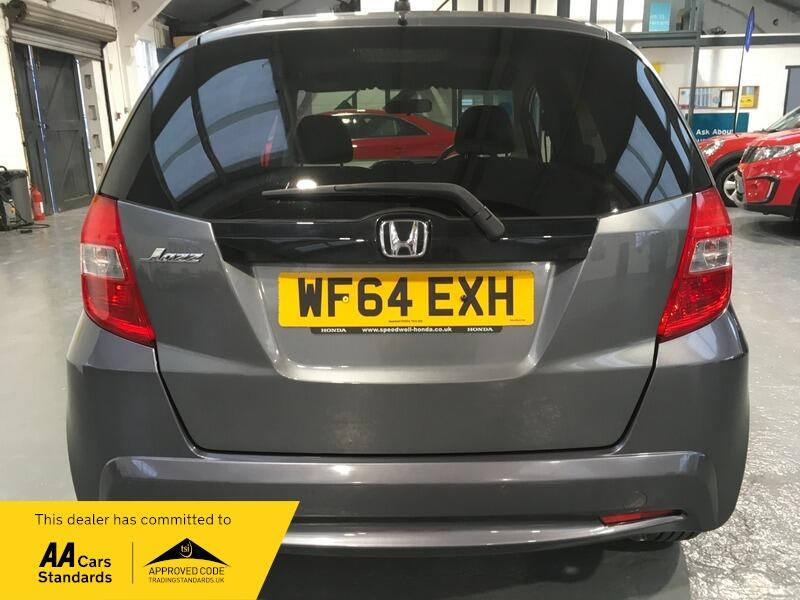 Used Honda Jazz 2014 for sale - 76976031: Photo 6