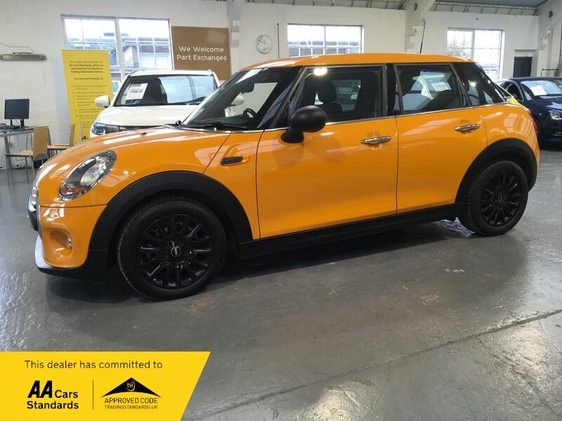 Used MINI Hatch 2016 for sale - 76349837: Photo 4