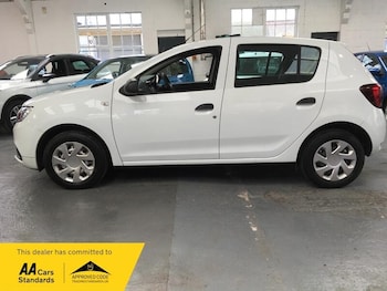 Used Dacia Sandero 2018 for sale - 78866475: Photo