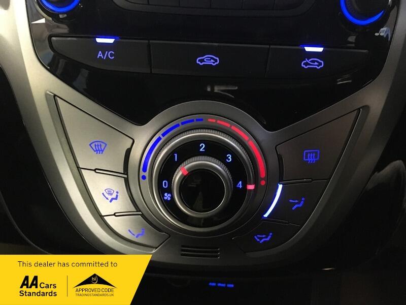 Used Hyundai Ix20 2012 for sale - 77598188: Photo 18