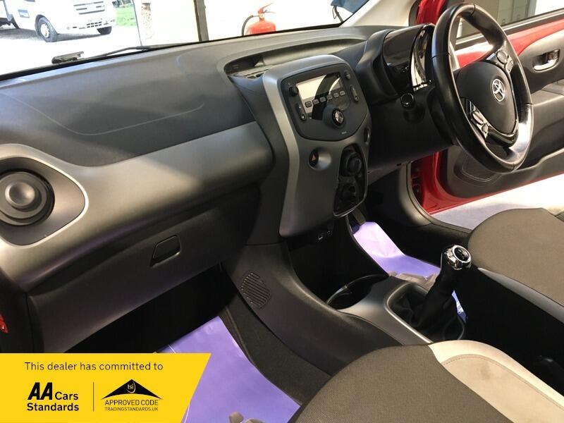 Used Toyota AYGO for sale - 77840013: Photo 10