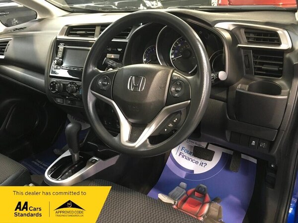 Used Honda Jazz 2018 for sale - 76283165: Photo 11