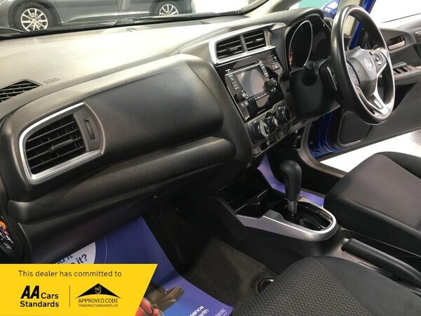 Used Honda Jazz 2018 for sale - 76283165: Photo 12