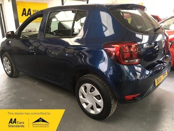 Used Dacia Sandero 2017 for sale - 79388302: Photo