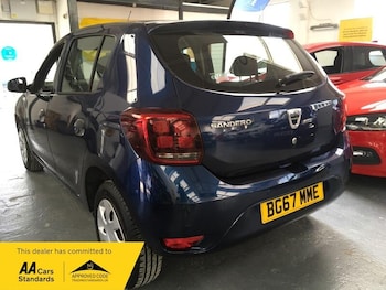 Used Dacia Sandero 2017 for sale - 79388302: Photo