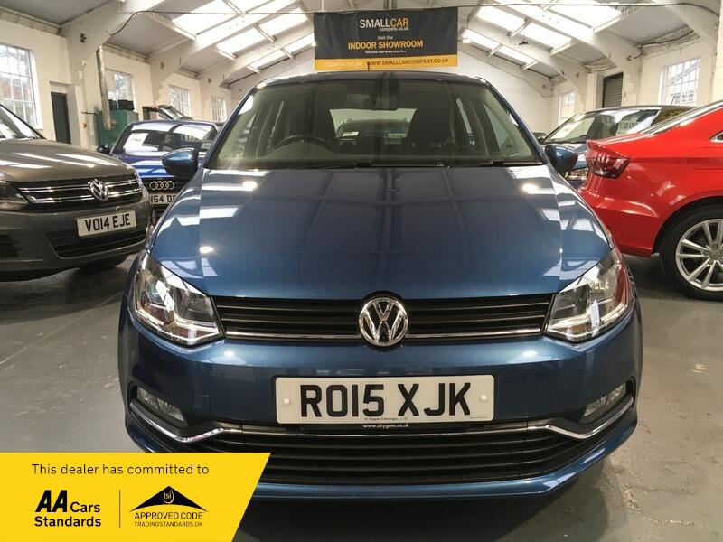 Used Volkswagen Polo 2015 for sale - 76714343: Photo 2