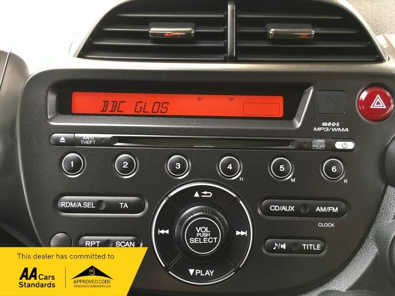 Used Honda Jazz 2013 for sale - 77377123: Photo 15