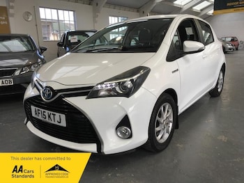 Used Toyota Yaris 2015 for sale - 78170490: Photo