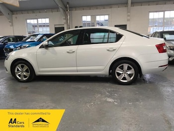 Used Skoda Octavia 2017 for sale - 76348965: Photo