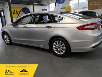 Used Ford Mondeo 2015 for sale - 77957174: Photo