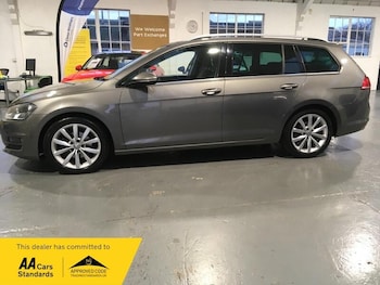 Used Volkswagen Golf 2015 for sale - 76512566: Photo