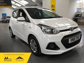 Used Hyundai i10 2015 for sale - 75519130: Photo