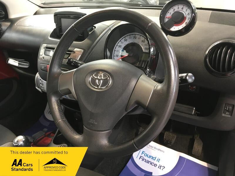 Used Toyota AYGO 2013 for sale - 76537634: Photo 10