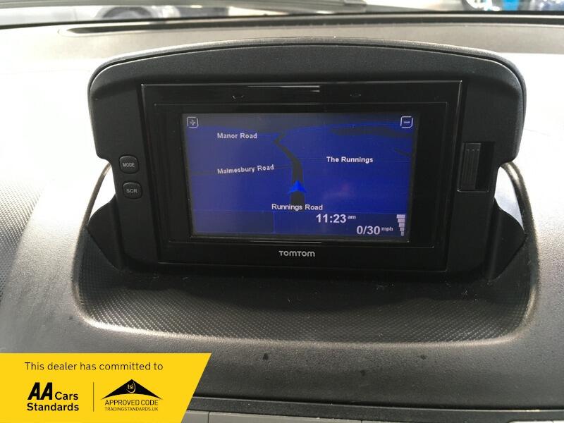 Used Toyota AYGO 2013 for sale - 76537634: Photo 14