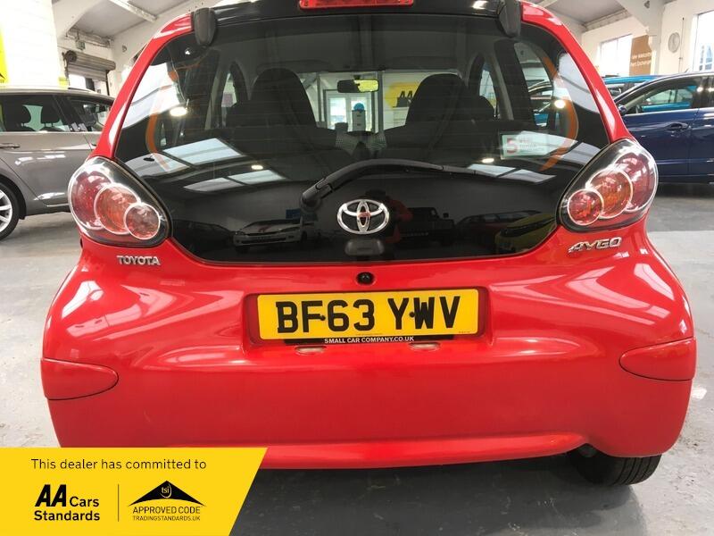 Used Toyota AYGO 2013 for sale - 76537634: Photo 6