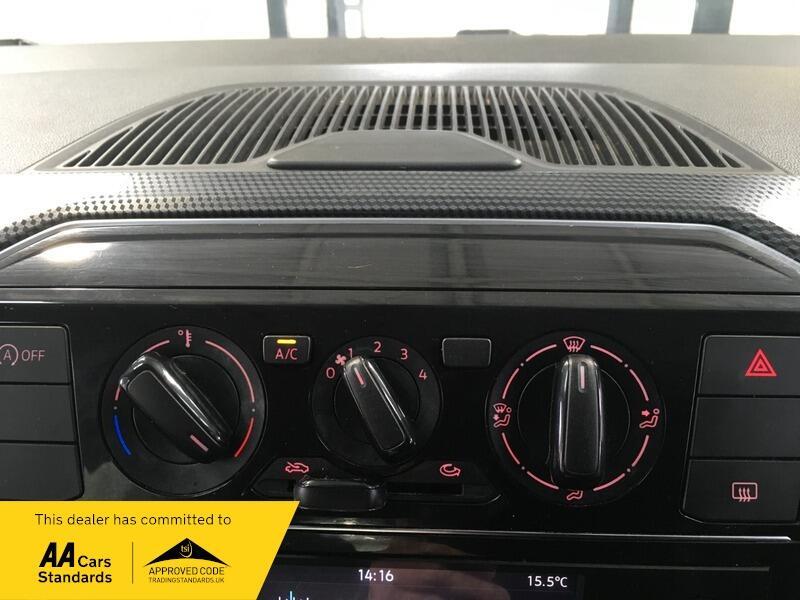 Used Volkswagen up! 2018 for sale - 76284312: Photo 14