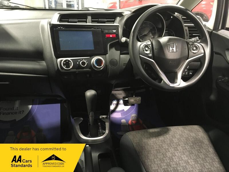 Used Honda Jazz for sale - 77191463: Photo 11