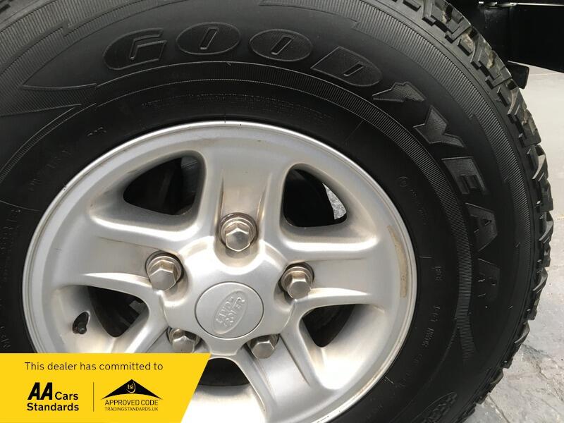 Used Land Rover Defender 2007 for sale - 76432855: Photo 16