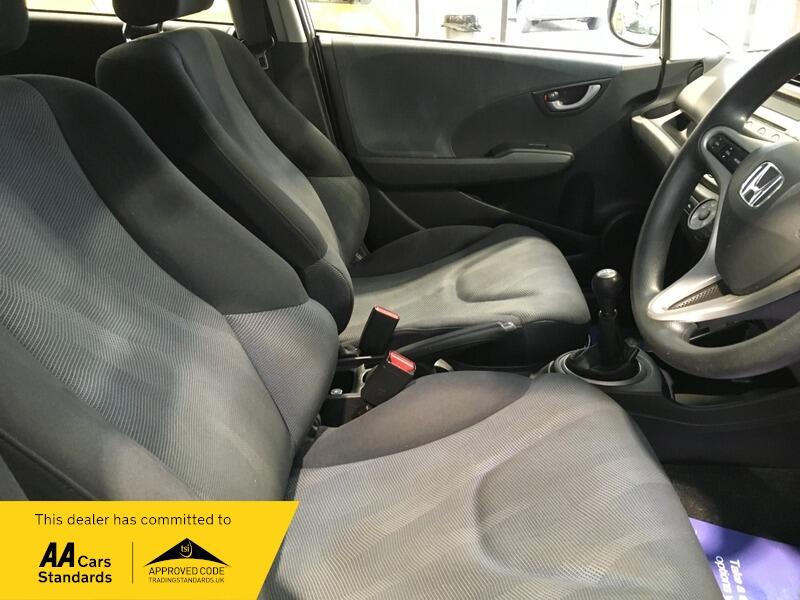 Used Honda Jazz 2009 for sale - 77839575: Photo 10