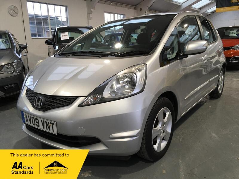 Used Honda Jazz 2009 for sale - 77839575: Photo 3