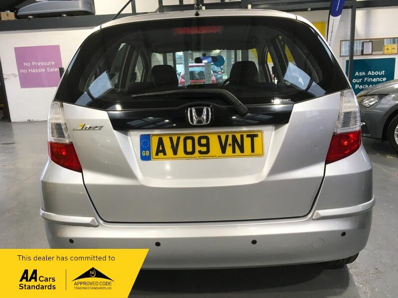 Used Honda Jazz 2009 for sale - 77839575: Photo 6