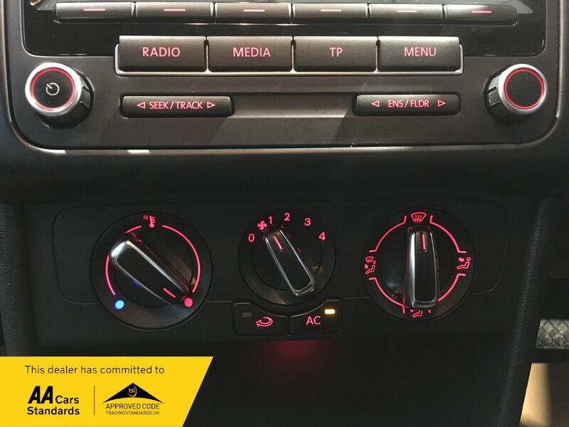 Used Volkswagen Polo 2014 for sale - 77839136: Photo 17