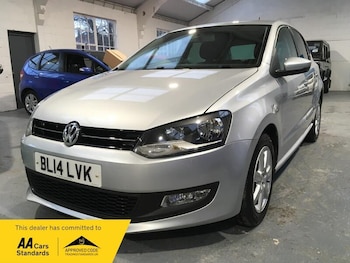 Used Volkswagen Polo 2014 for sale - 77839136: Photo