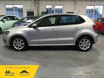 Used Volkswagen Polo 2014 for sale - 77839136: Photo