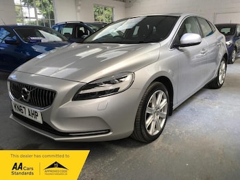Used Volvo V40 2017 for sale - 78867022: Photo