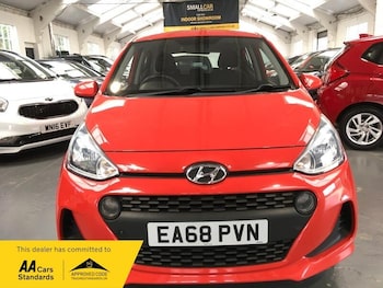 Used Hyundai i10 2018 for sale - 78516215: Photo