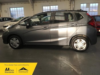 Used Honda Jazz 2018 for sale - 77120024: Photo