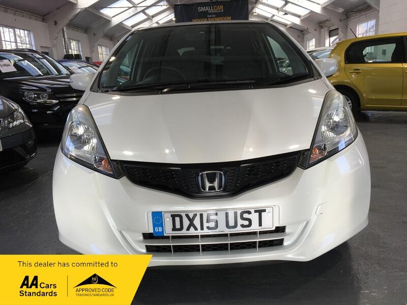 Used Honda Jazz 2015 for sale - 77646717: Photo 2