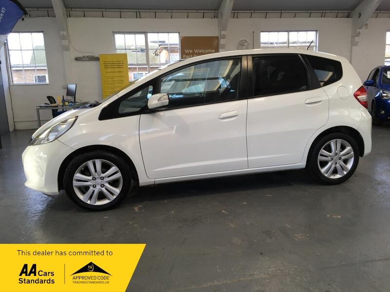 Used Honda Jazz 2015 for sale - 77646717: Photo 4