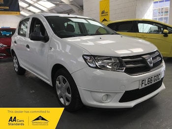 Used Dacia Sandero 2016 for sale - 75884539: Photo
