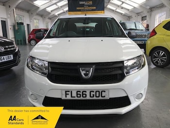 Used Dacia Sandero 2016 for sale - 75884539: Photo