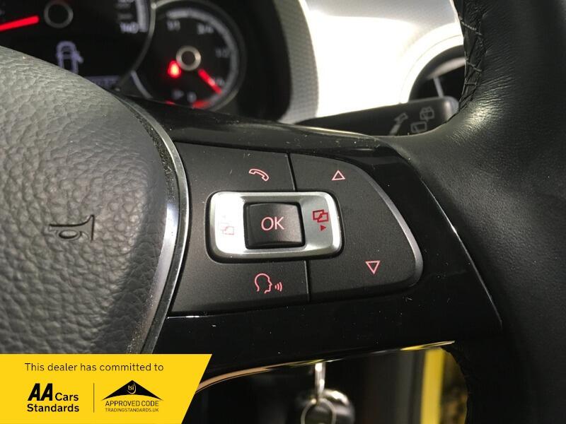 Used Volkswagen up! 2019 for sale - 77191737: Photo 17