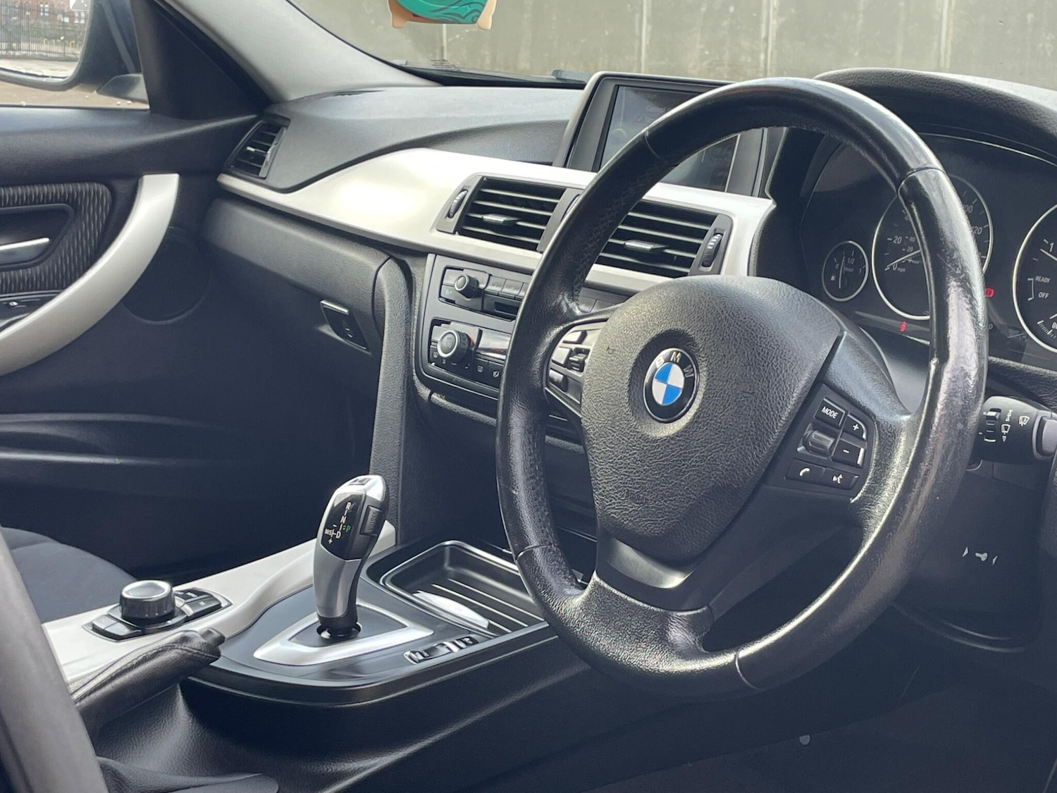 Used BMW 3 Series 2014 for sale - 76644779: Photo 17