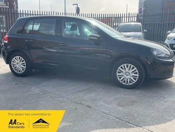 Used Volkswagen Golf 2010 for sale - 76151404: Photo