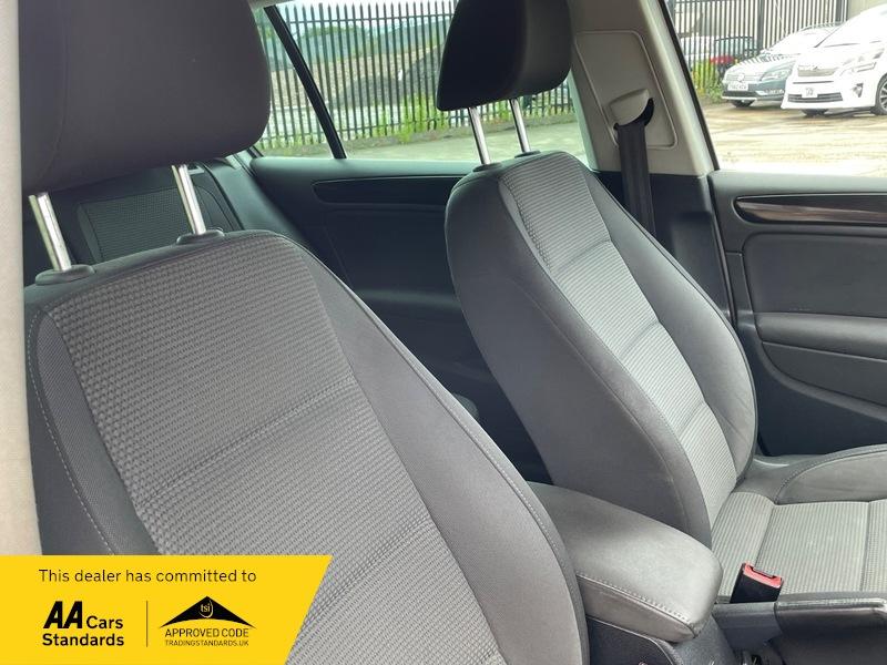 Used Volkswagen Golf 2012 for sale - 76151997: Photo 15