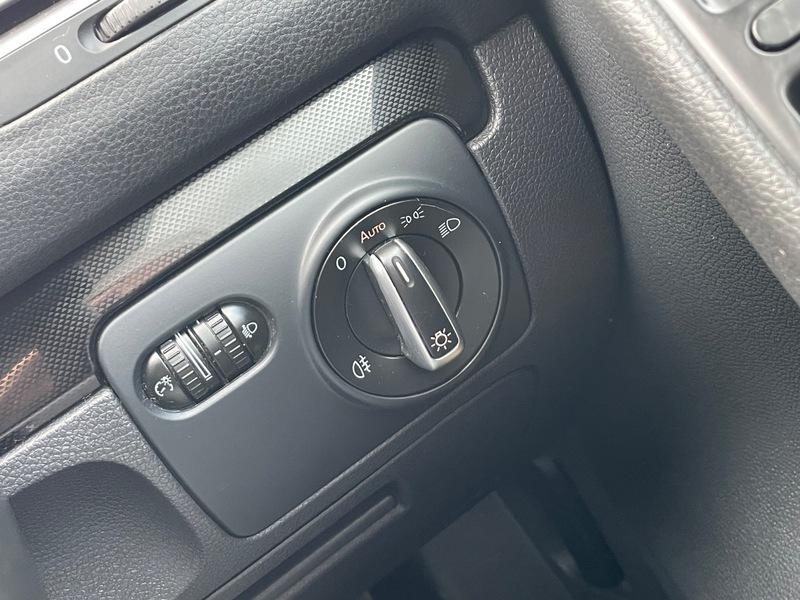 Used Volkswagen Golf 2012 for sale - 76151997: Photo 29