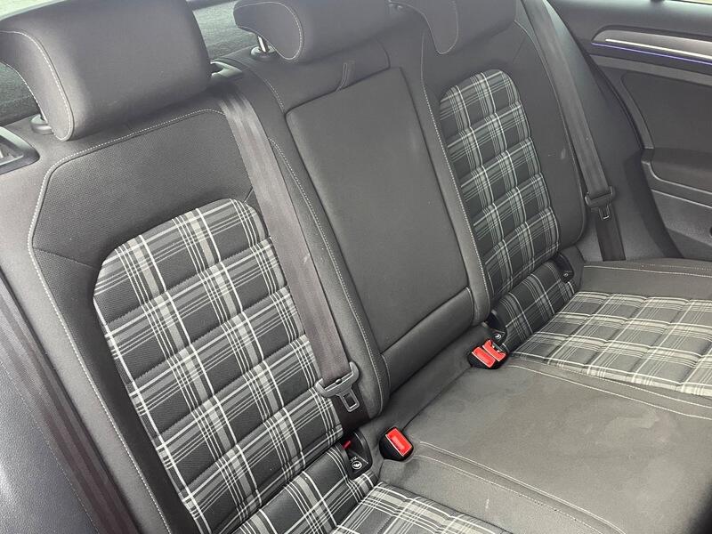 Used Volkswagen Golf 2018 for sale - 77344680: Photo 26